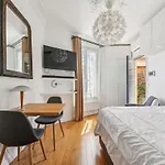 Cozy studio&private terrace